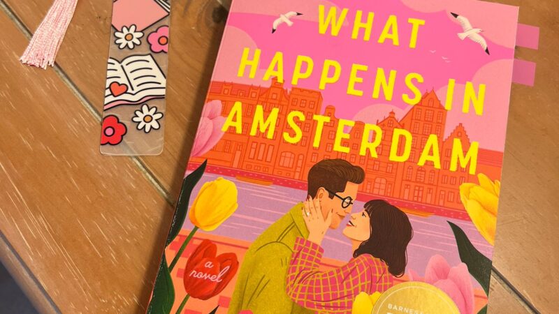 What happens in Amsterdam – Rachel Lynn Solomon