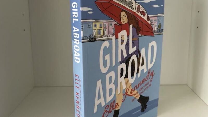 Garota no Exterior – Elle Kennedy